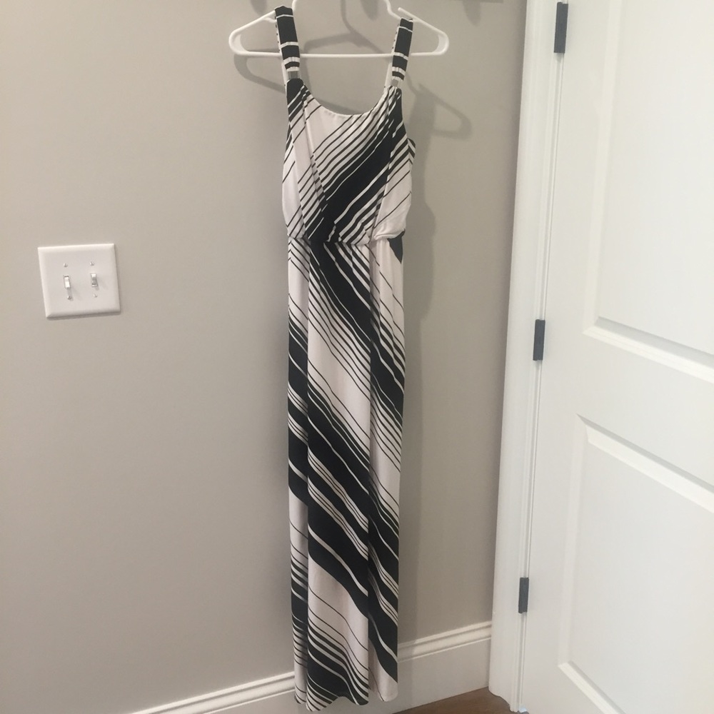 White House Black Market Maxi Dress